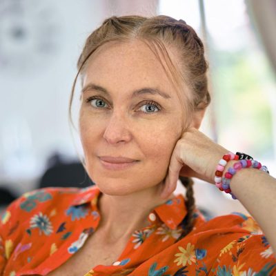 linda hollo
